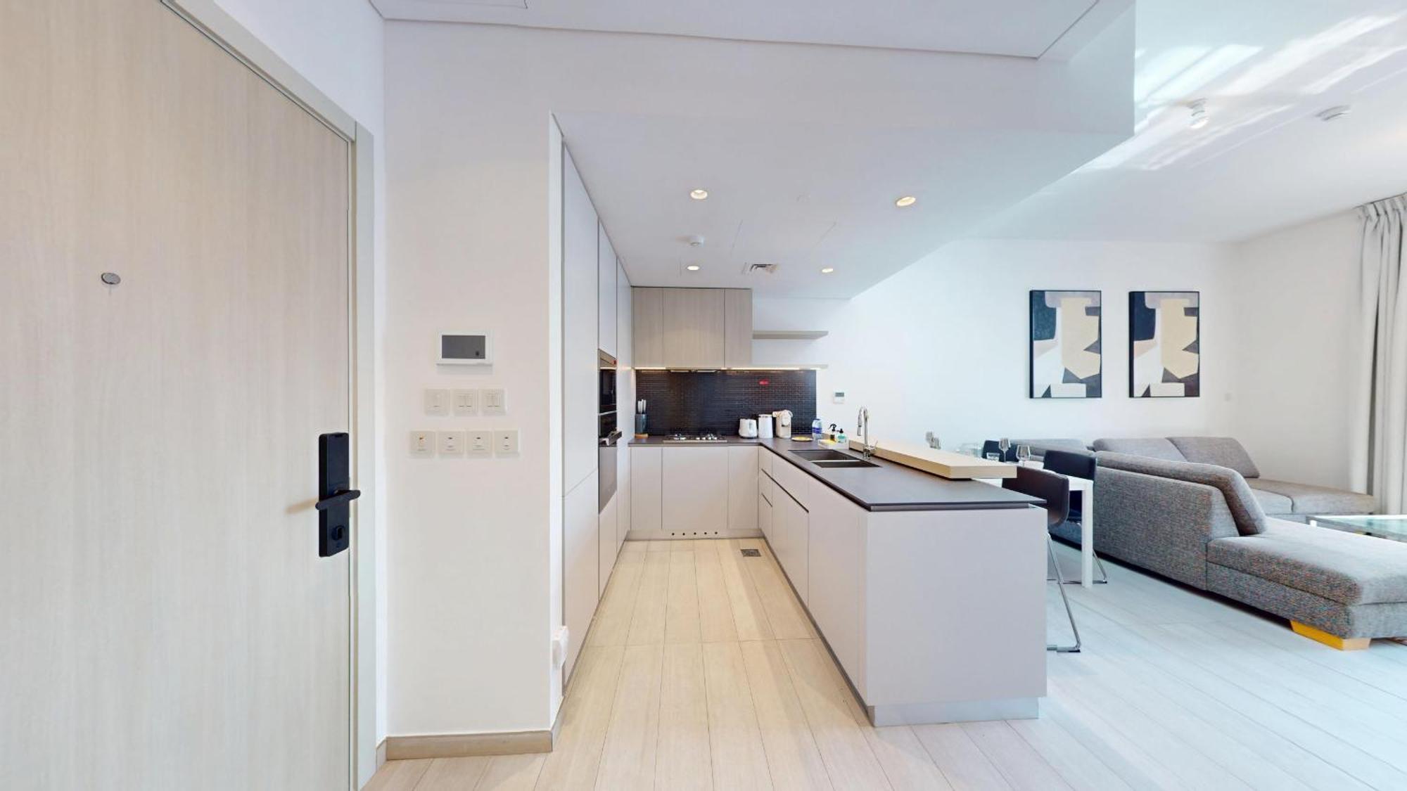 Primestay - Inviting 1br In Harrington House In Jvc *